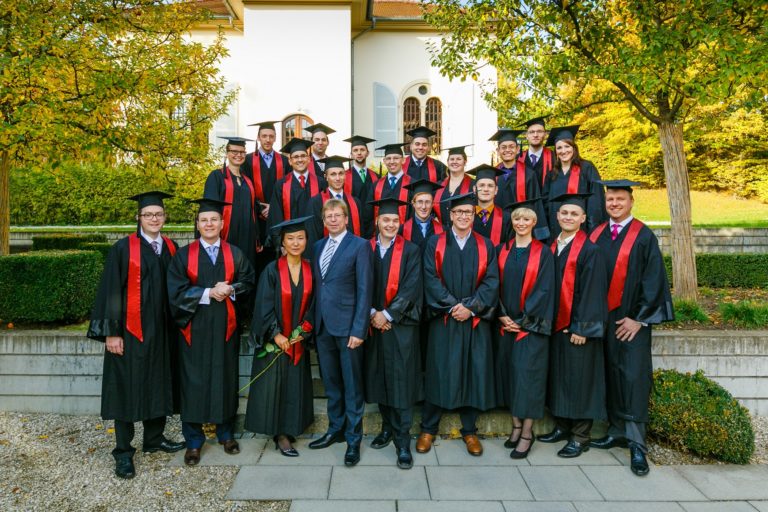 8. MBA-Jahrgang verabschiedet