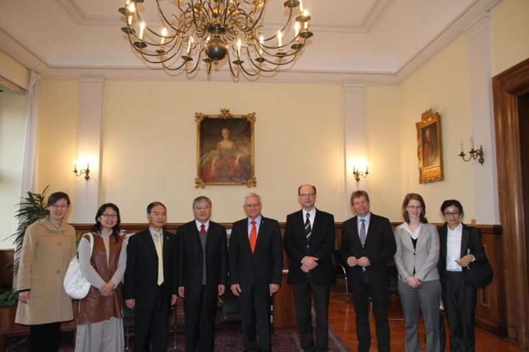 Besuch der UIBE-Delegation aus Beijing