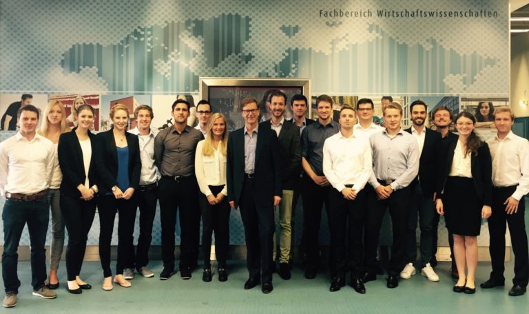 Seminarabschluss mit Bosch-CFO Dr. Asenkerschbaumer