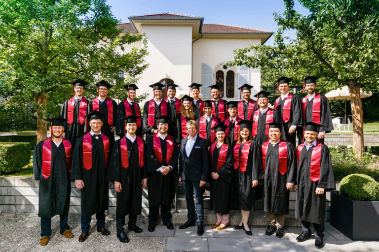 10. MBA-Jahrgang festlich verabschiedet