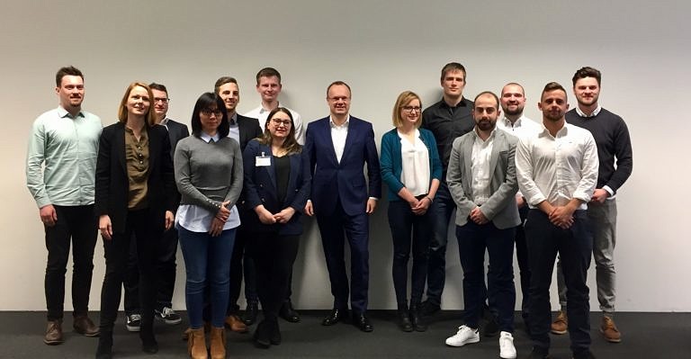 Final presentations on platform-based business models and their implications for the DATEV eG with CEO Dr. Mayr