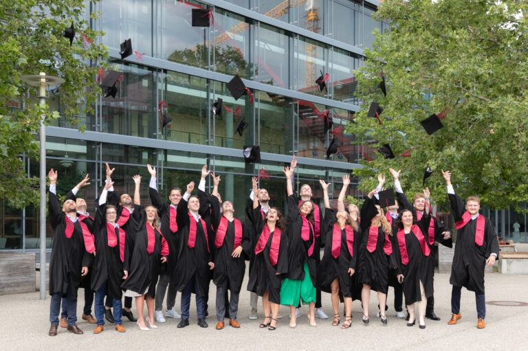 FAU top in Bavaria: More than 2,000 students enrolled in part-time executive education programs
